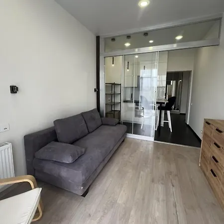 у моря, чайка Apartment Odessa